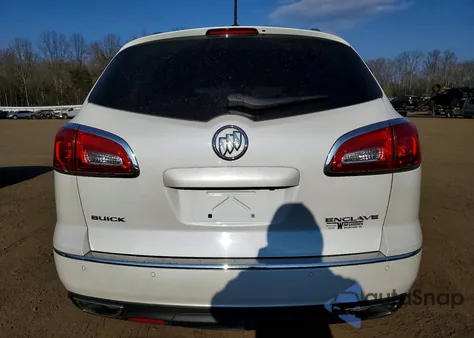 2017 Buick Enclave z USA, uszkodzony, nr VIN 5GAKRBKD1HJ338007